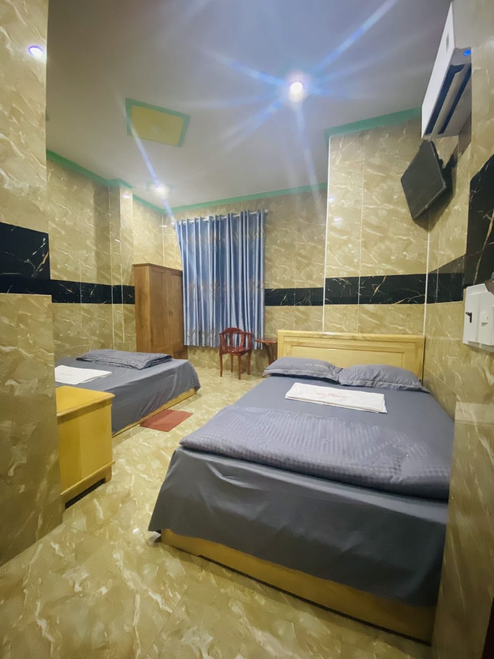 Basic Double Room | Soundproofing, free WiFi