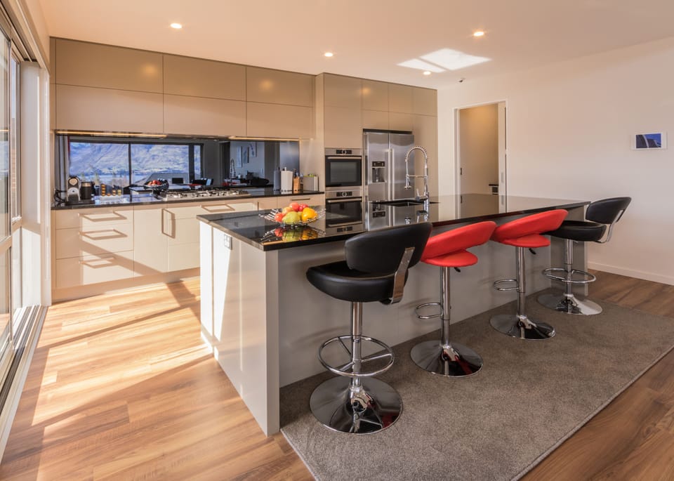 Kitchen (even get the view in the splash back)