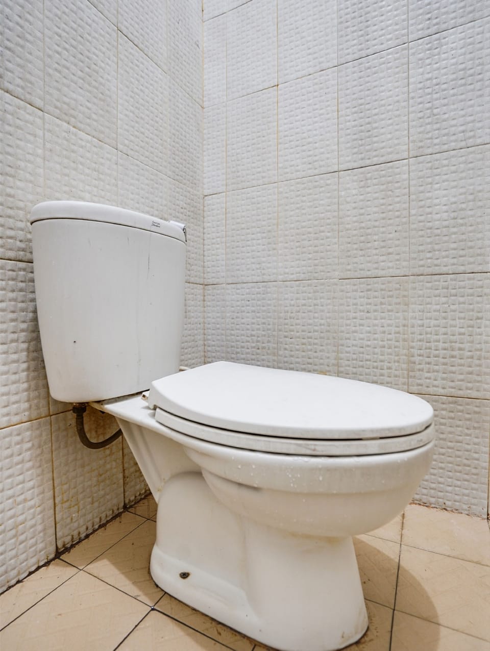 Economy Double Room | Bathroom | Shower, towels