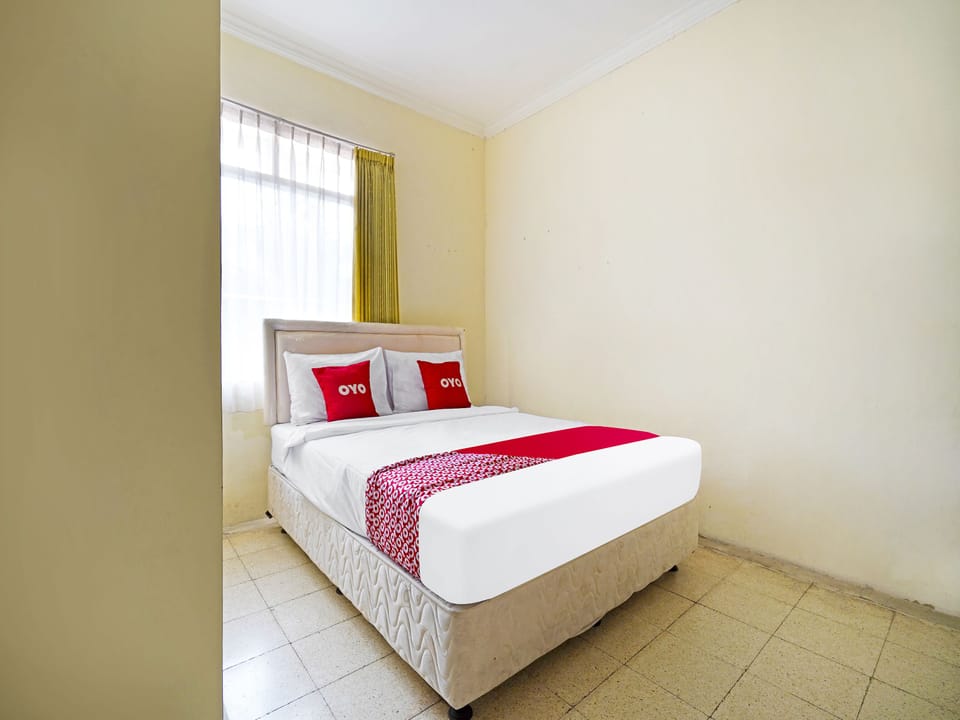 Standard Double Room | Bed sheets