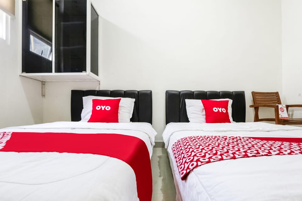 Standard Double Room | Laptop workspace, free WiFi, bed sheets