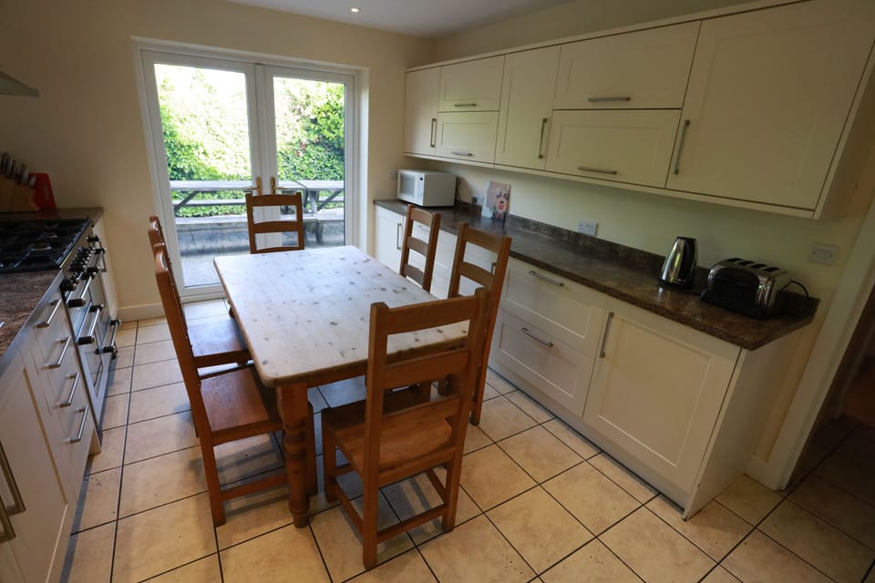 Kitchen Diner with patio doors to patio