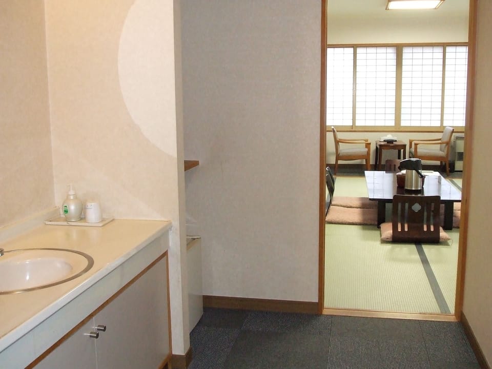 Japanese Style Room with Bathroom (12 Tatami size) | In-room safe, WiFi (free)