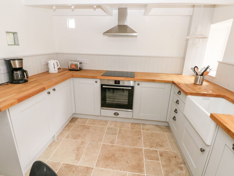 Fridge, dishwasher, electric kettle, toaster