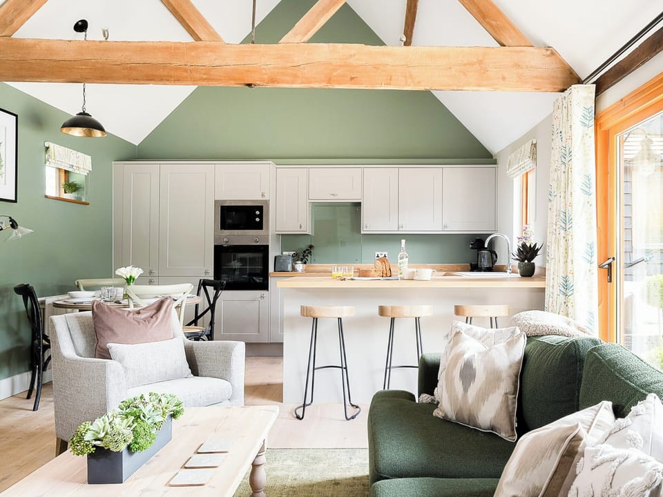 Open plan living space | Lantern Lodge, Bramley, near Tadley