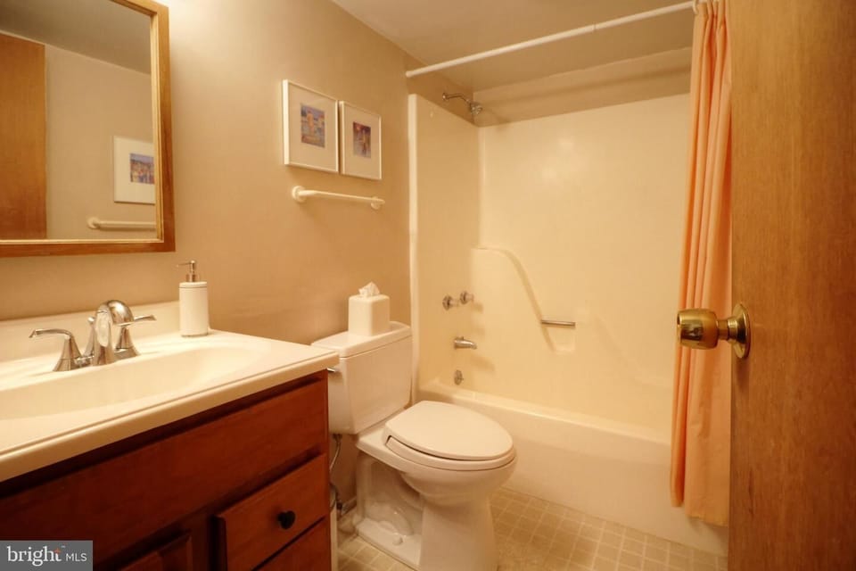 Downstairs bathroom