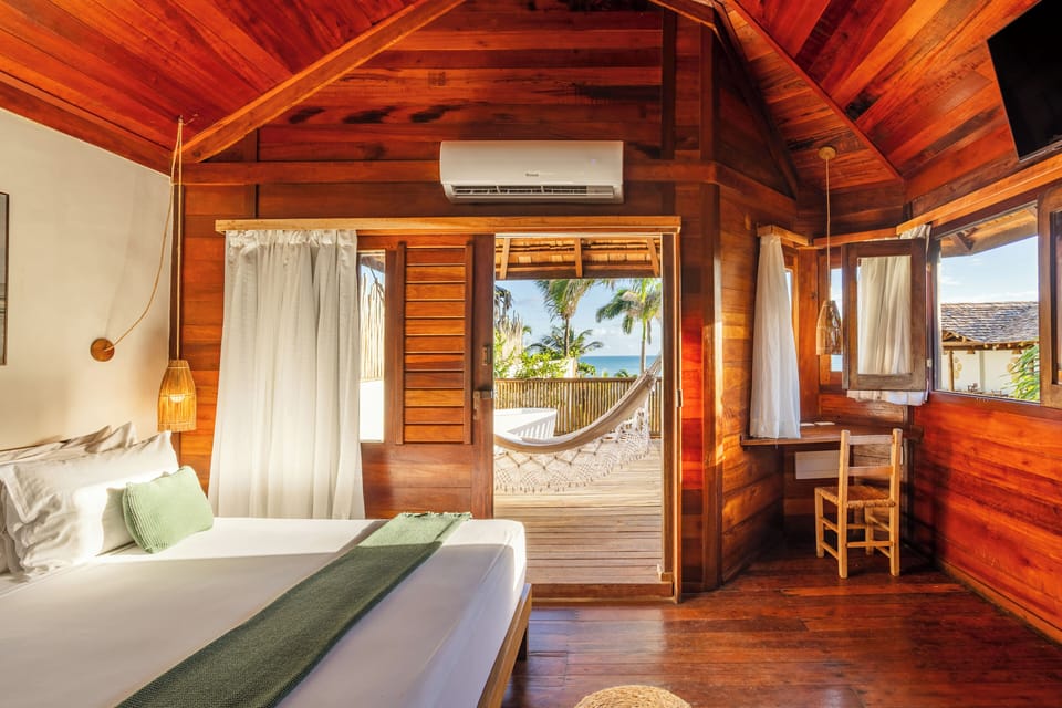 Bungalow, Sea View | Egyptian cotton sheets, hypo-allergenic bedding available
