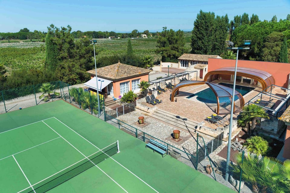 Sport court
