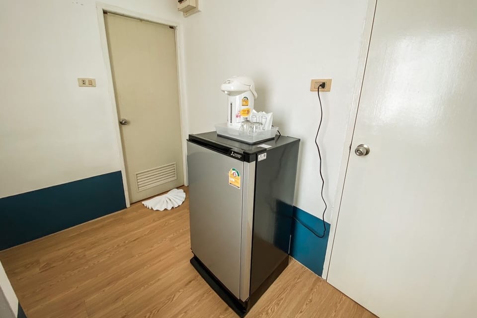 Standard Bungalow | In-room safe, desk, free WiFi, bed sheets