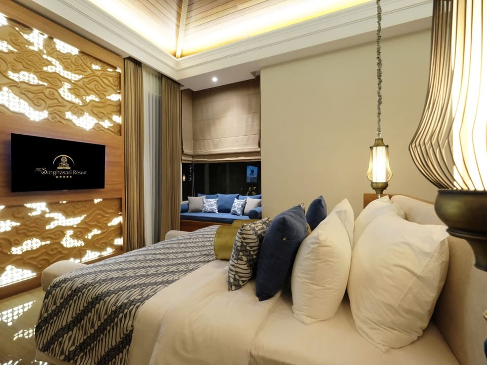 2 Bedroom Pool Villa | In-room safe, desk, free WiFi, bed sheets