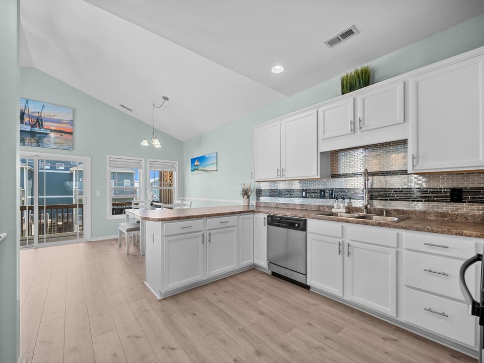 Kitchen area (1)