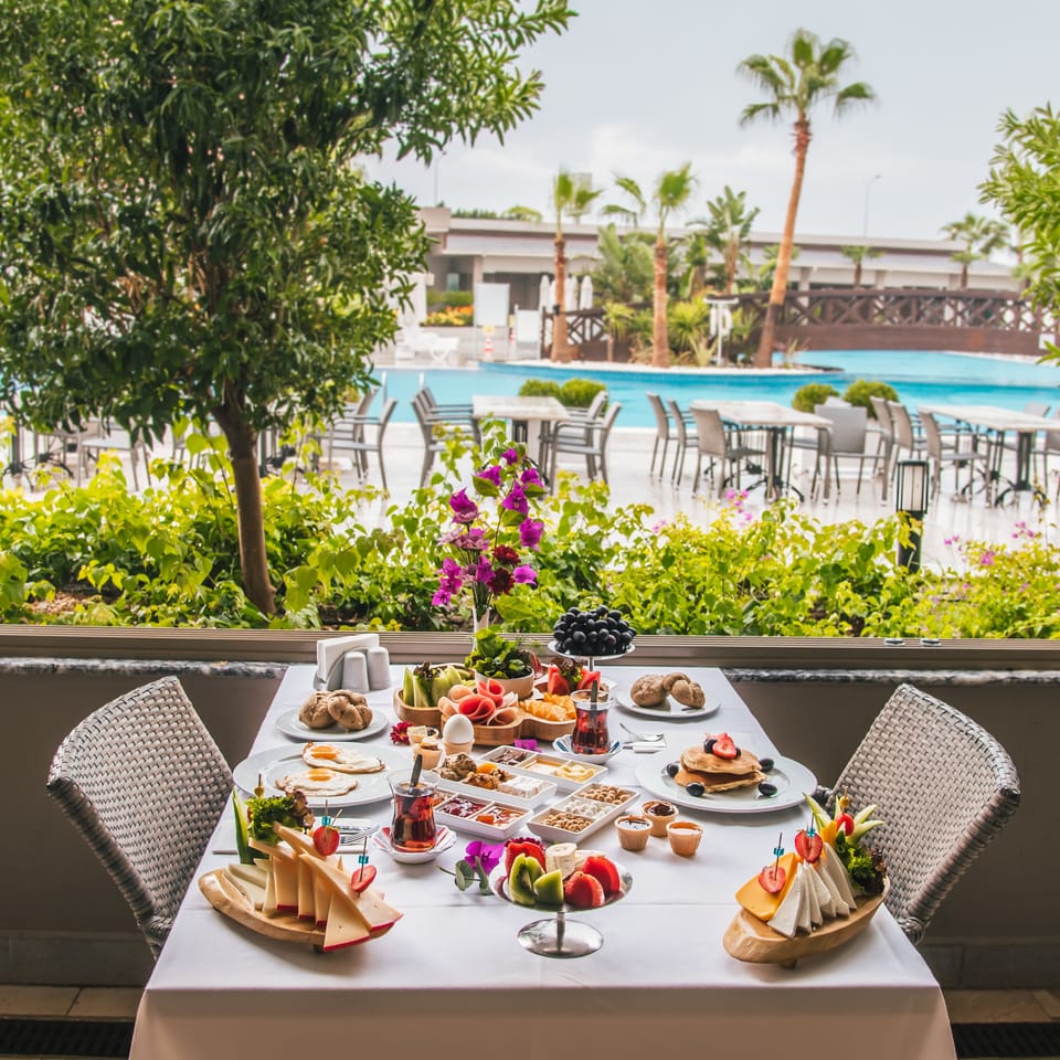 Breakfast buffet