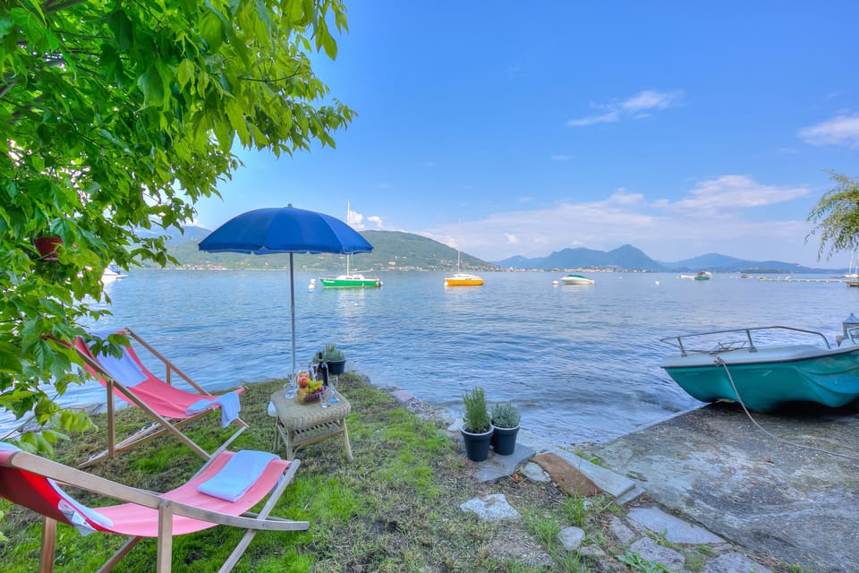 Lake View