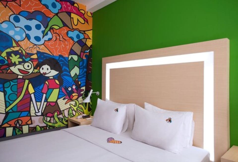 Standard Double or Twin Room | In-room safe, desk, soundproofing, WiFi (free)