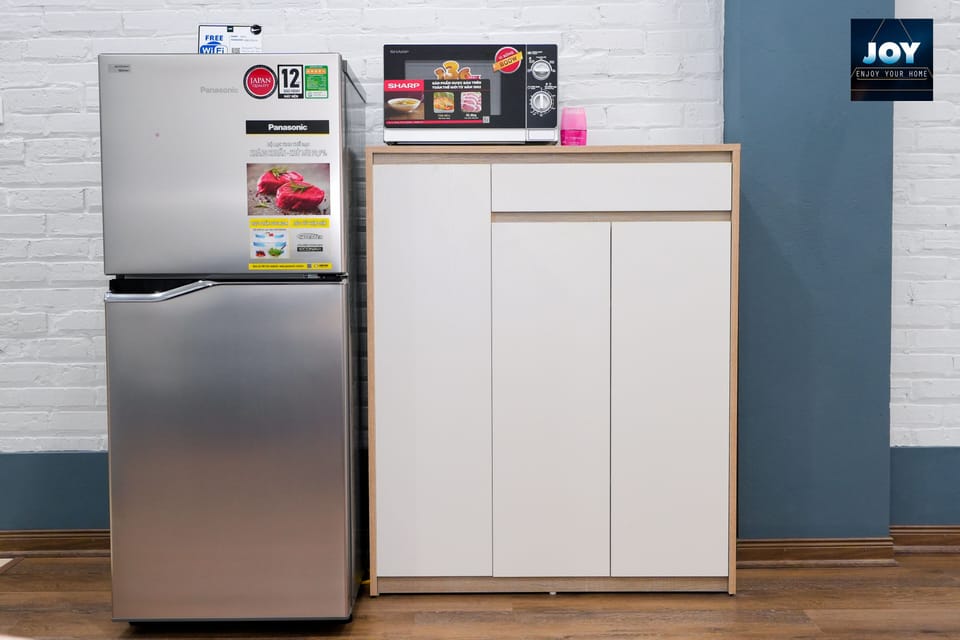Mini-refrigerator