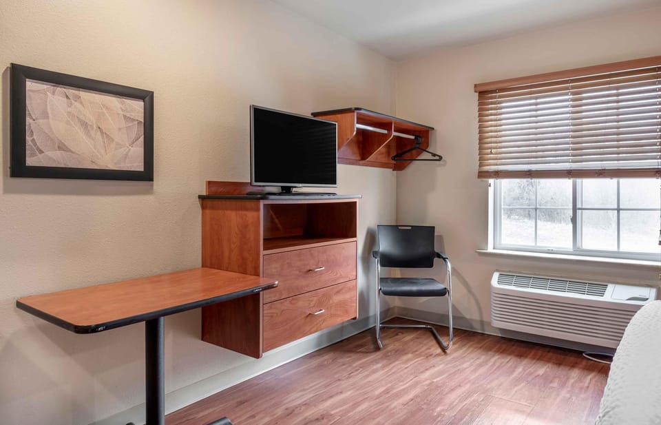 Desk, laptop workspace, iron/ironing board (on request), WiFi (free)