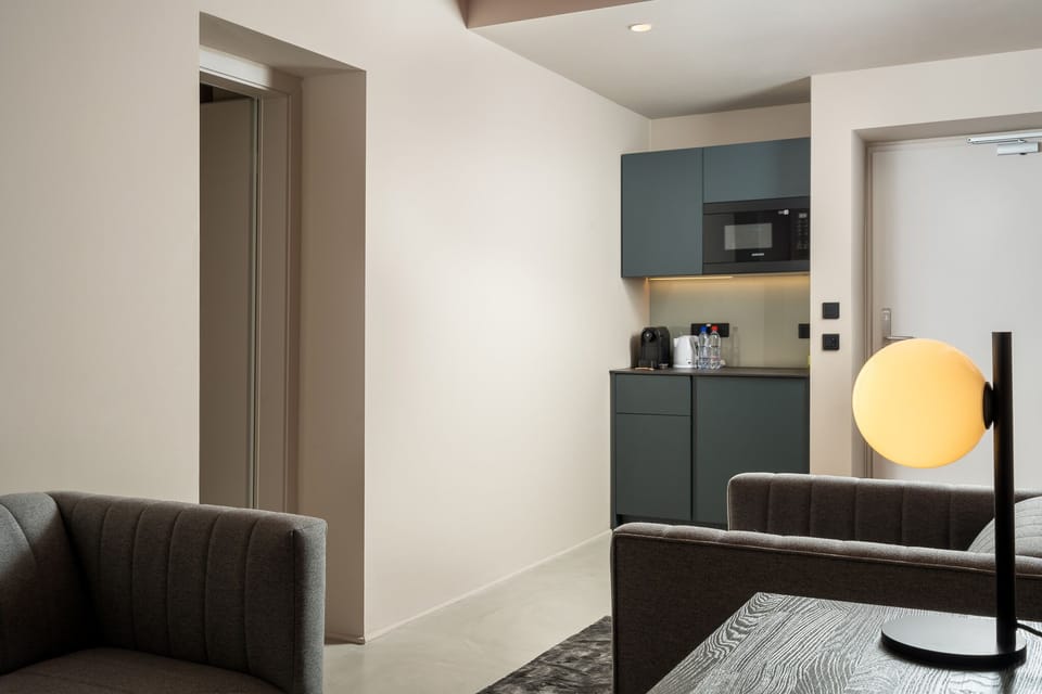 Private kitchenette