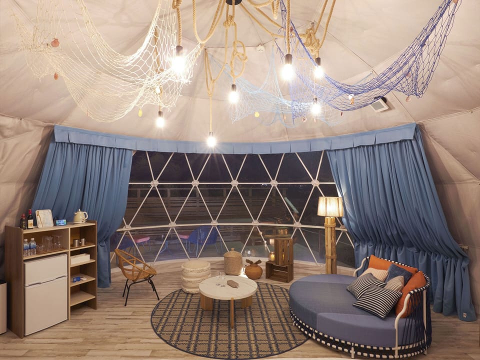 GRAX terrace (no bathroom) | In-room safe, desk, WiFi (free), bed sheets
