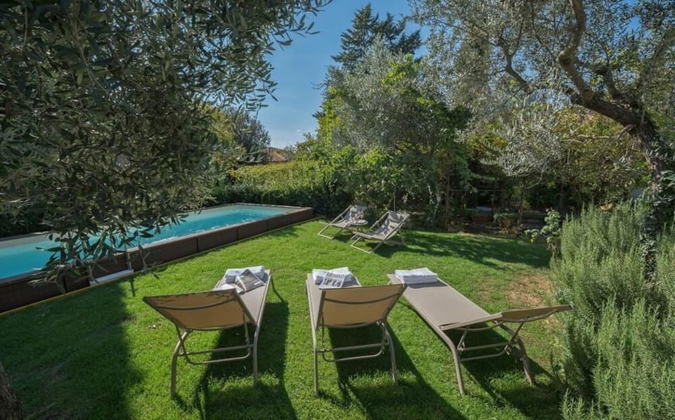 Activities, Amenities, Building Exterior, Facilities, Garden, Main Entrance, Pool, Room Detail, Spring, Summer