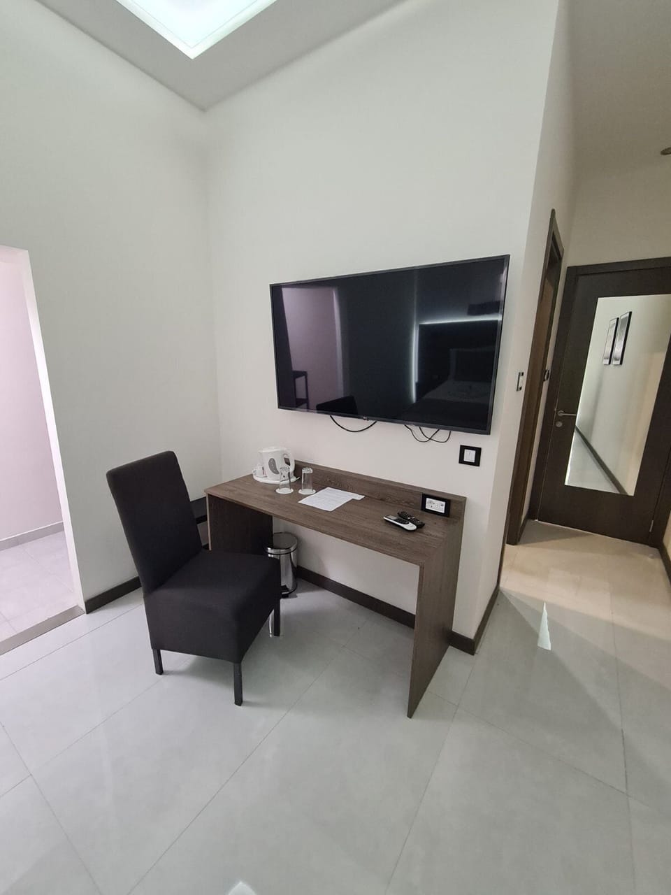 Romantic Room, 1 King Bed | Memory foam beds, desk, laptop workspace, soundproofing