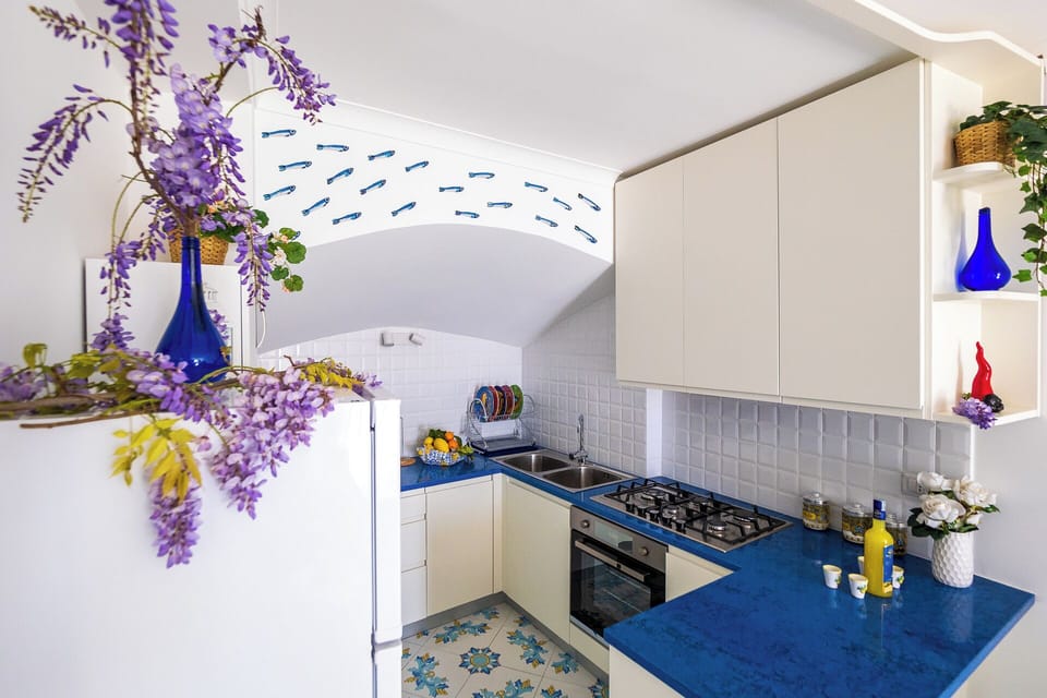 Panoramic Apartment | Private kitchen | Fridge, microwave, oven, stovetop