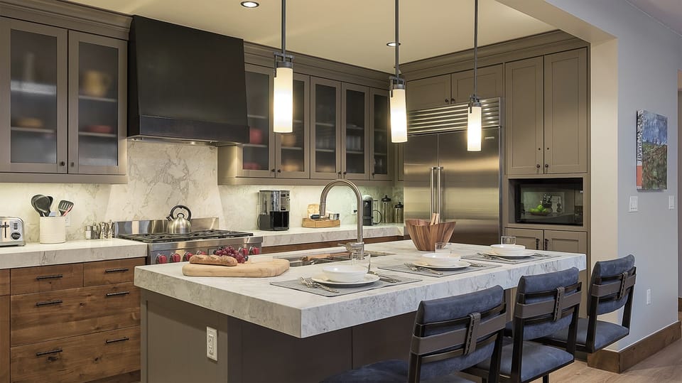 Kitchen, Main Level