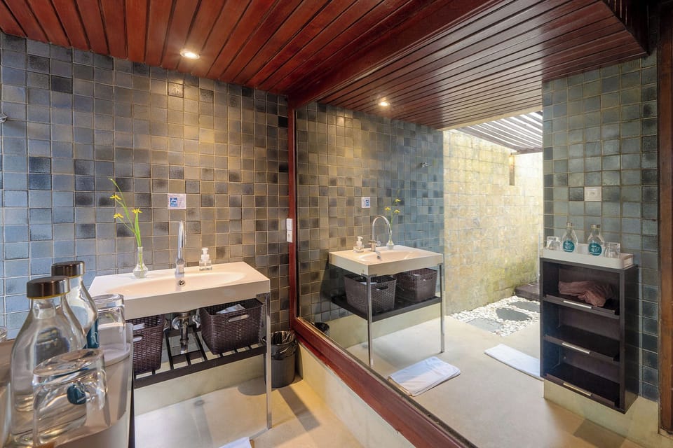 Villa, 4 Bedrooms, Private Pool, Garden View | Bathroom | Separate tub and shower, rainfall showerhead, free toiletries