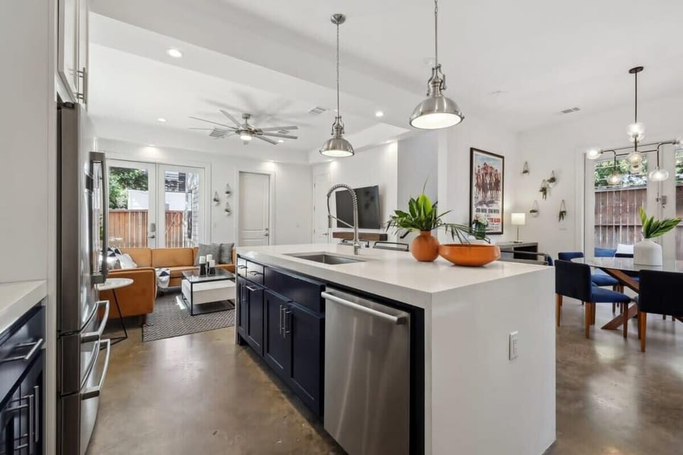 Unit A | Open Concept Chef's  Kitchen | First Floor | Fully Equipped | Gas Range | Bar Seating