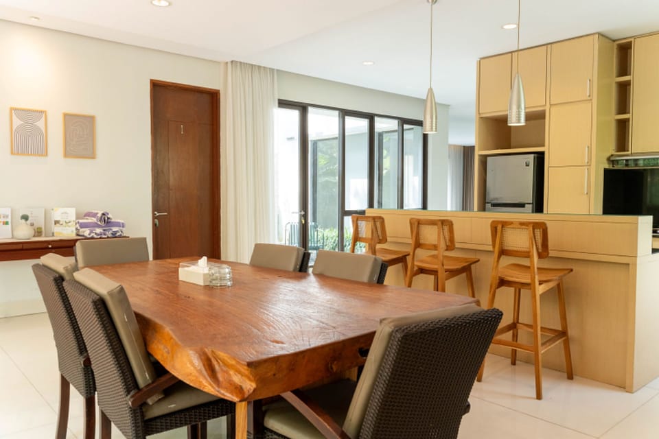 4 Bedrooms Villa with Private Pool | Shared kitchen facilities | Fridge, microwave, stovetop, electric kettle