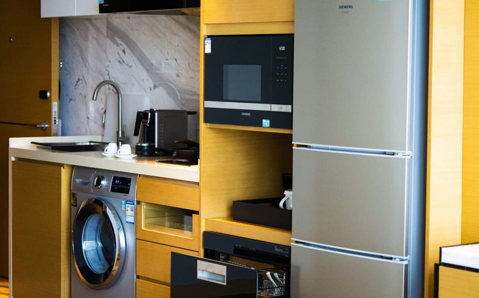 Deluxe Apartment, 1 King Bed | Premium bedding, down comforters, minibar, in-room safe