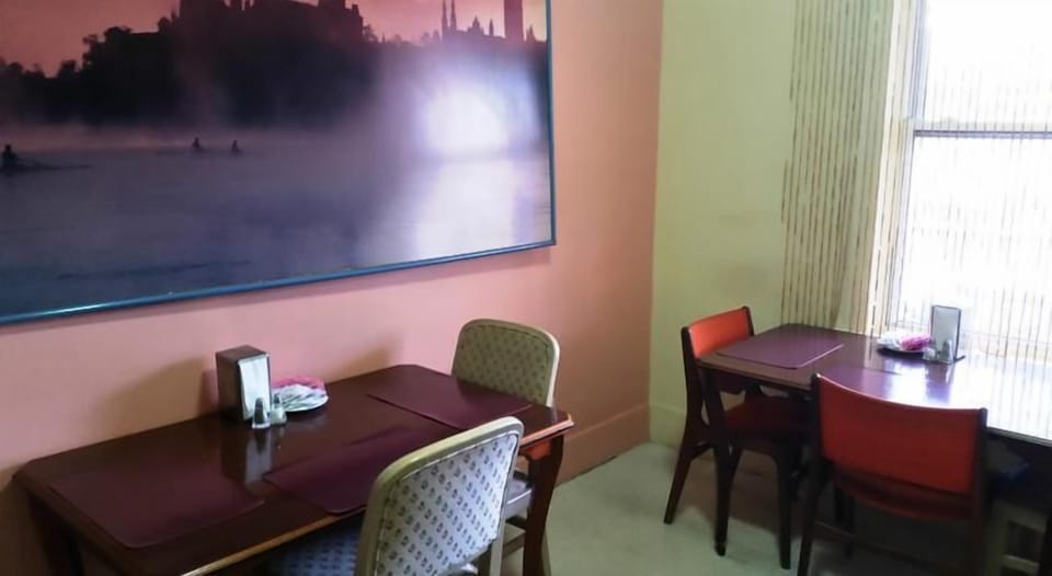 A Voyageur's Guest House Bed and Breakfast in Gatineau