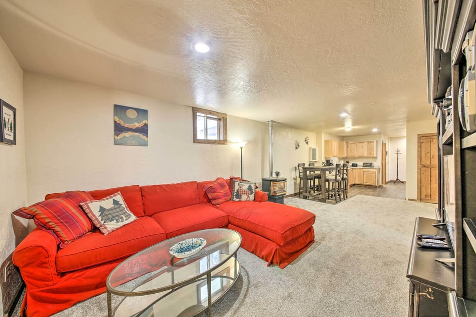 House (3 Bedrooms) | Interior