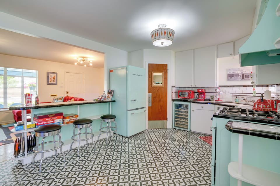 House (2 Bedrooms) | Interior
