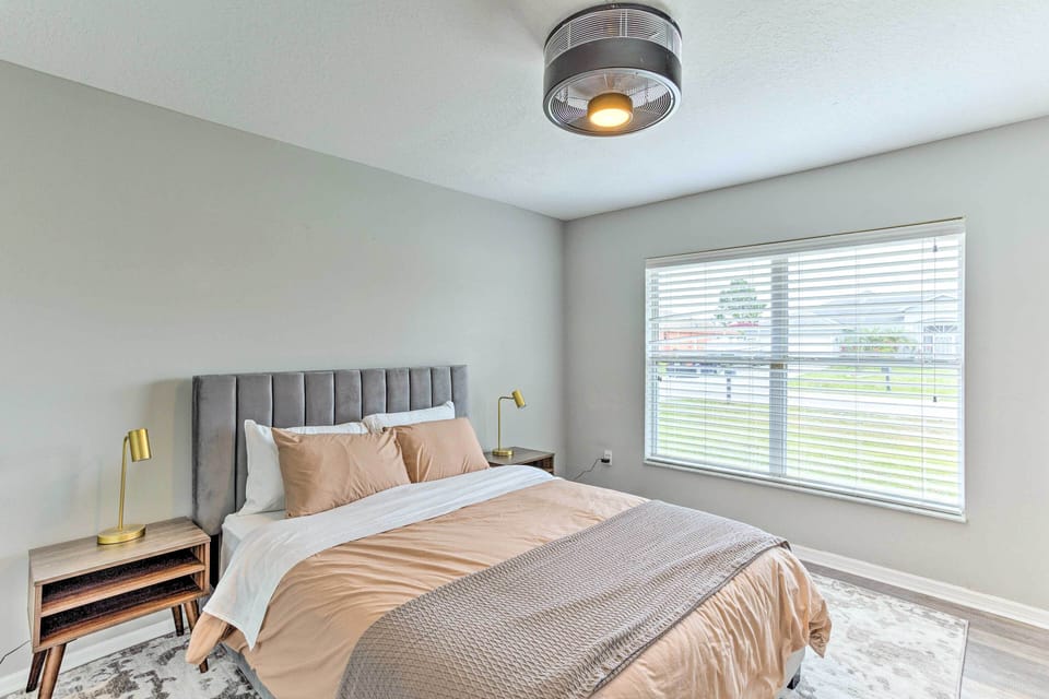 House (4 Bedrooms) | Interior