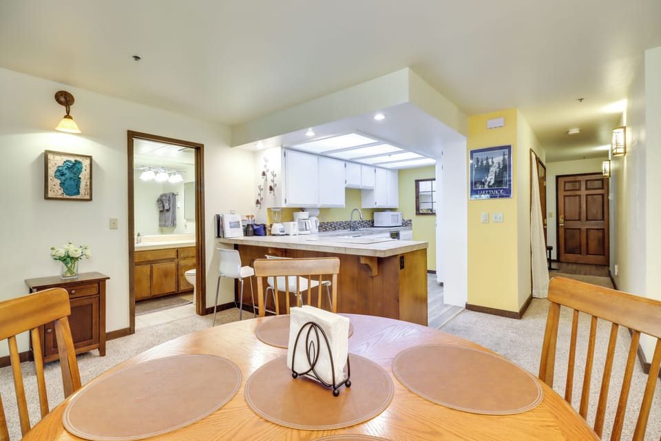 Apartment (1 Bedroom) | Interior