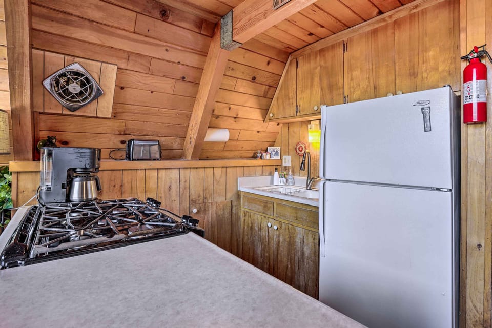House (2 Bedrooms) | Interior