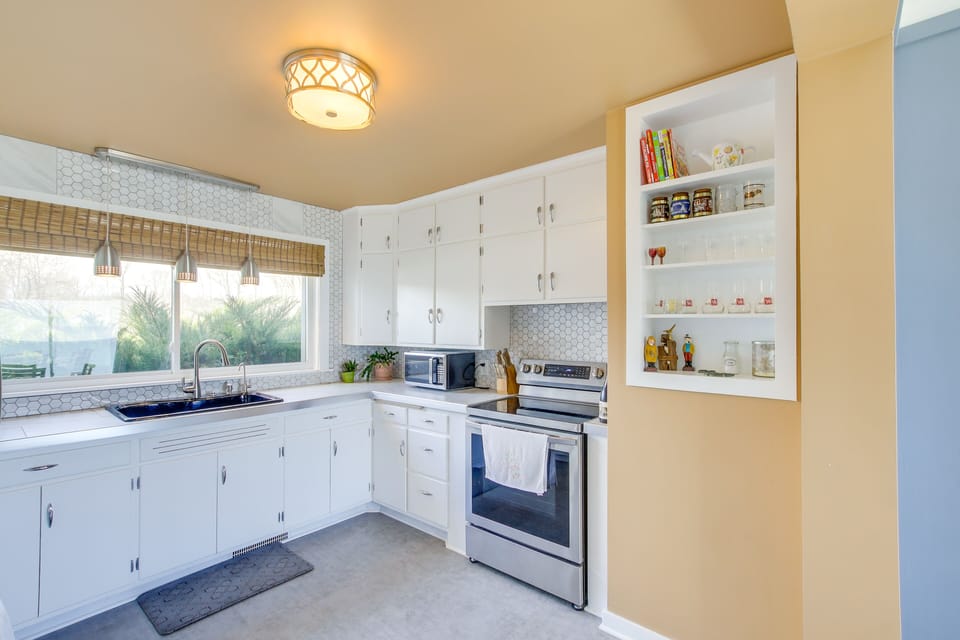 House (2 Bedrooms) | Interior