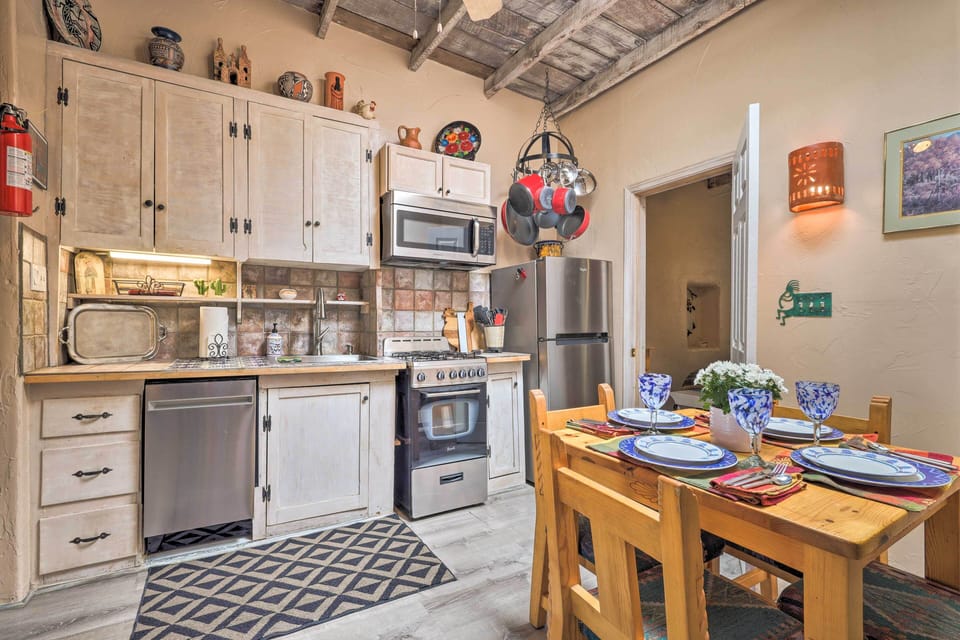 Cottage (2 Bedrooms) | Interior