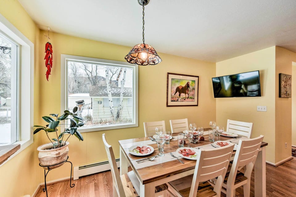 House (2 Bedrooms) | Interior
