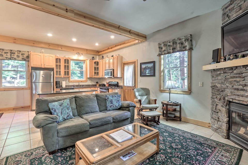 House (4 Bedrooms) | Interior