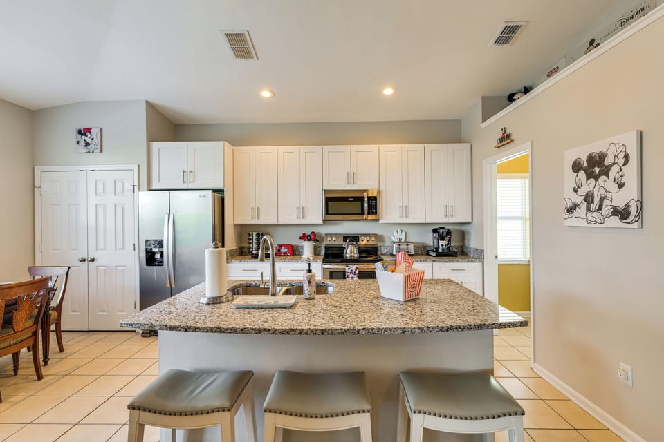 House (4 Bedrooms) | Interior