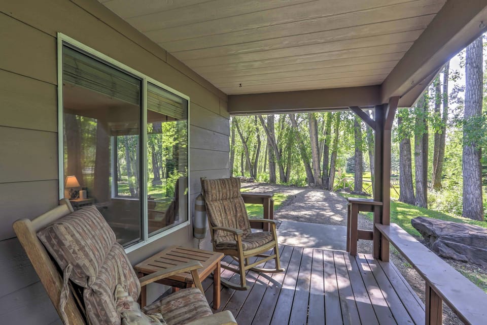 House (2 Bedrooms) | Front of property