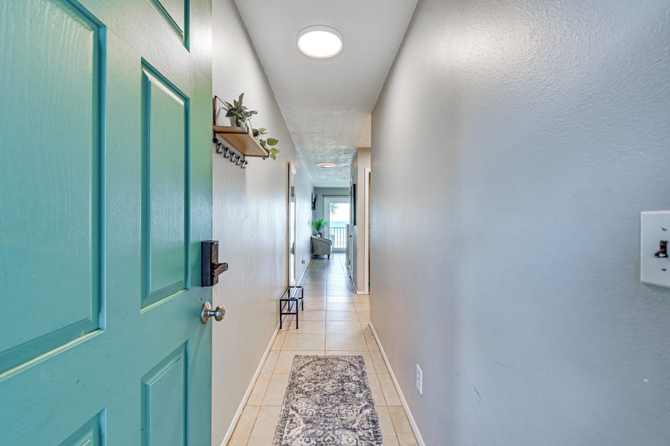 Apartment (1 Bedroom) | Interior