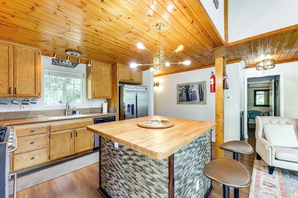 House (2 Bedrooms) | Interior