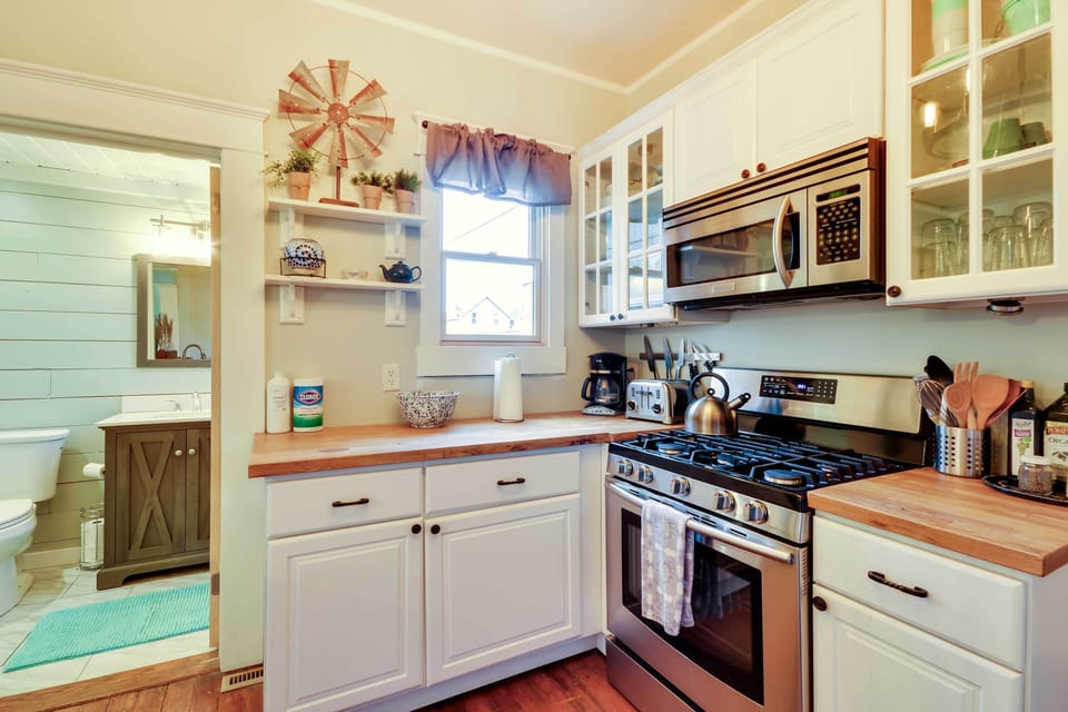 House (2 Bedrooms) | Interior