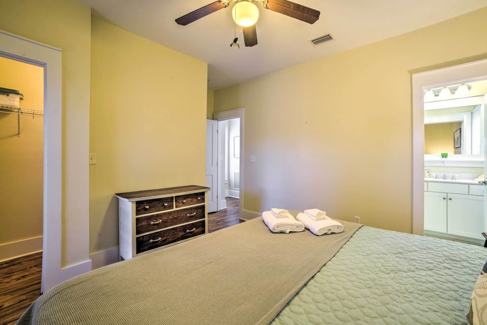 Cottage (2 Bedrooms) | Interior