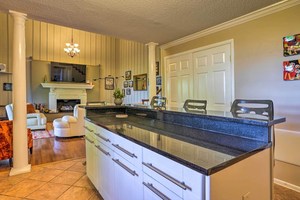 House (2 Bedrooms) | Interior