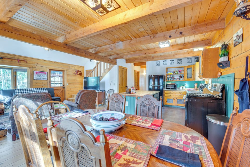 House (2 Bedrooms) | Interior