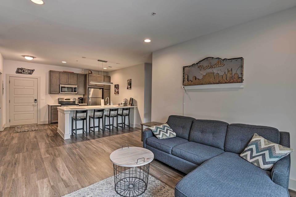 Apartment (2 Bedrooms) | Front of property