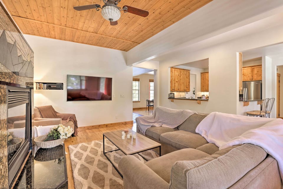 House (4 Bedrooms) | Interior